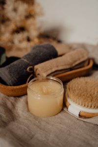 gommage naturel au sucre et à la noix de coco